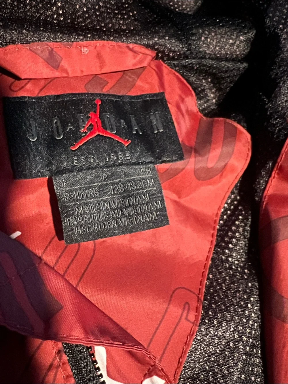 Jordan Red Jumpman Boys Graphic Hooded Windbreaker Size Small (8-10 yrs)
